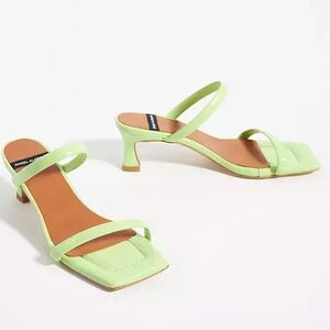 New Angel Alarcon x Anthropologie 7 Neon Lime Green Leather Strappy Kitten Mules